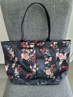 （分類：）位於 。 由 lunglai6178 提交（商品編號 1297690332，圖片 1）。簡介： 。