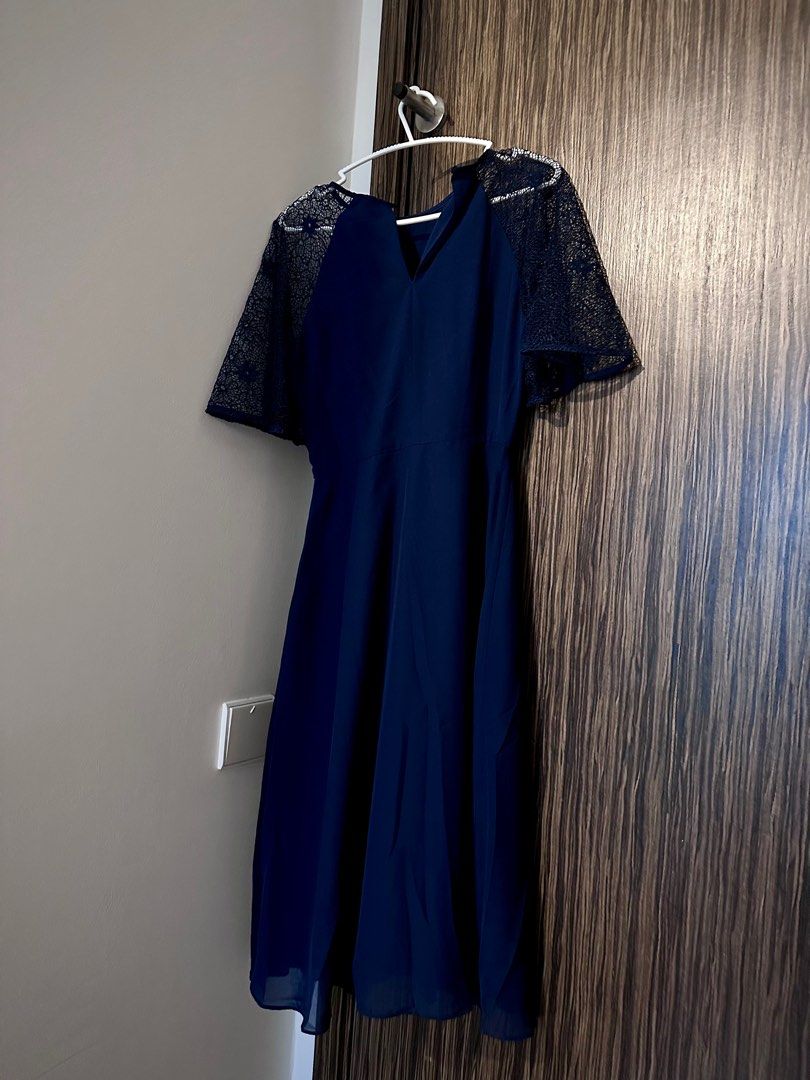 Love Bonito Navy Lace Sleeve Midi Dress, Women's Fashion, Dresses & Sets, Dresses on Carousell Love Bonito Navy Lace Sleeve Midi Dress, Women's Fashion, Dresses & Sets, Dresses on Carousell