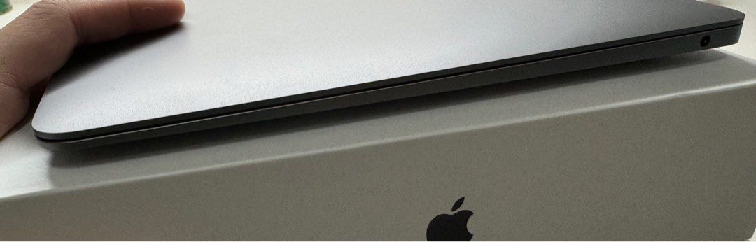 Macbook Air M1 + Magic Mouse 2 美品 8/256 - ノートPC