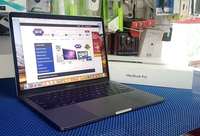 Macbook Pro Retina 13inch 256gbSSD 2018 (Category: Laptops & Notebooks) located in Mandaluyong City. Submitted by mircomputer (Listing ID 1297725548, Image 2). Description: In Excellent Condition... Quality Pre owned Macbook Pro Retina 13inch model 2017 acquired 2018 Space Grey model specs: -Intel Core i5 2.3ghz Quadcore processor -8.0gig DDR Ram memory -Intel Iris Pro Video memory -256GB SSD Superdrive -Airport Extreme Wifi N -i-Sight HD Web Cam