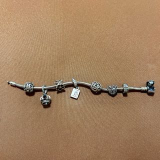 (Category: ) located in . Submitted by miss.preloved (Listing ID 1297765171, Image 1). Description: .