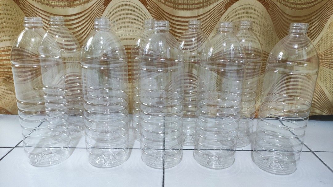 PET BOTTLES WITH TAKIP (Category: Cleaning Tools & Supplies) located in Las Pinas. Submitted by bargain29 (Listing ID 1297741984, Image 3). Description: ✅Brandnew 1 LITER PET BOTTLES WITH TAKIP for sale. ✅P8.00 each bottle ✅Message for inquiries..
