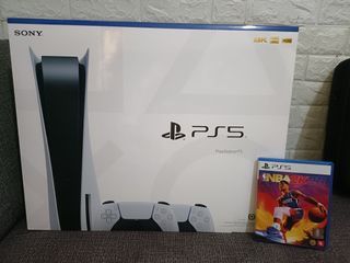 Ps5 disc ed. Complete with 2 controllers and nba 2k23