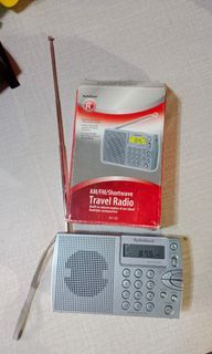 Radioshack AM / FM / Shortwave Travel Radio for sale