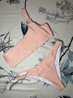 (Category: ) located in . Submitted by kmfspreloved (Listing ID 1297806363, Image 1). Description: .