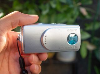Sony Cyber-shot DSC-U30 Vintage Digital Camera Digicam