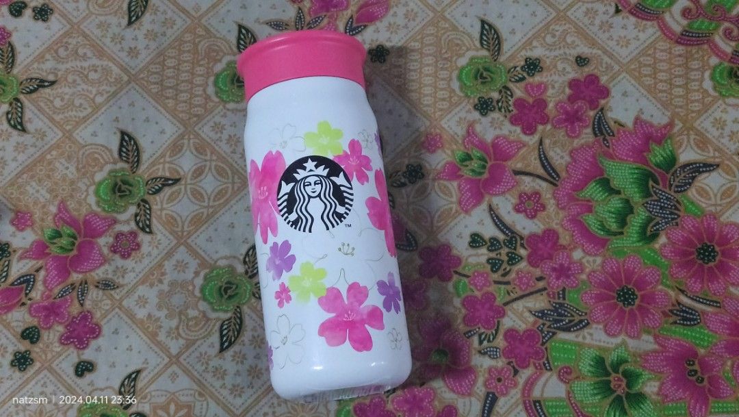 STARBUCKS SAKURA JAPAN EXCLUSIVE 2024 (Category: Water Bottles & Tumblers) located in Makati City. Submitted by mungojerry (Listing ID 1297793383, Image 2). Description: .