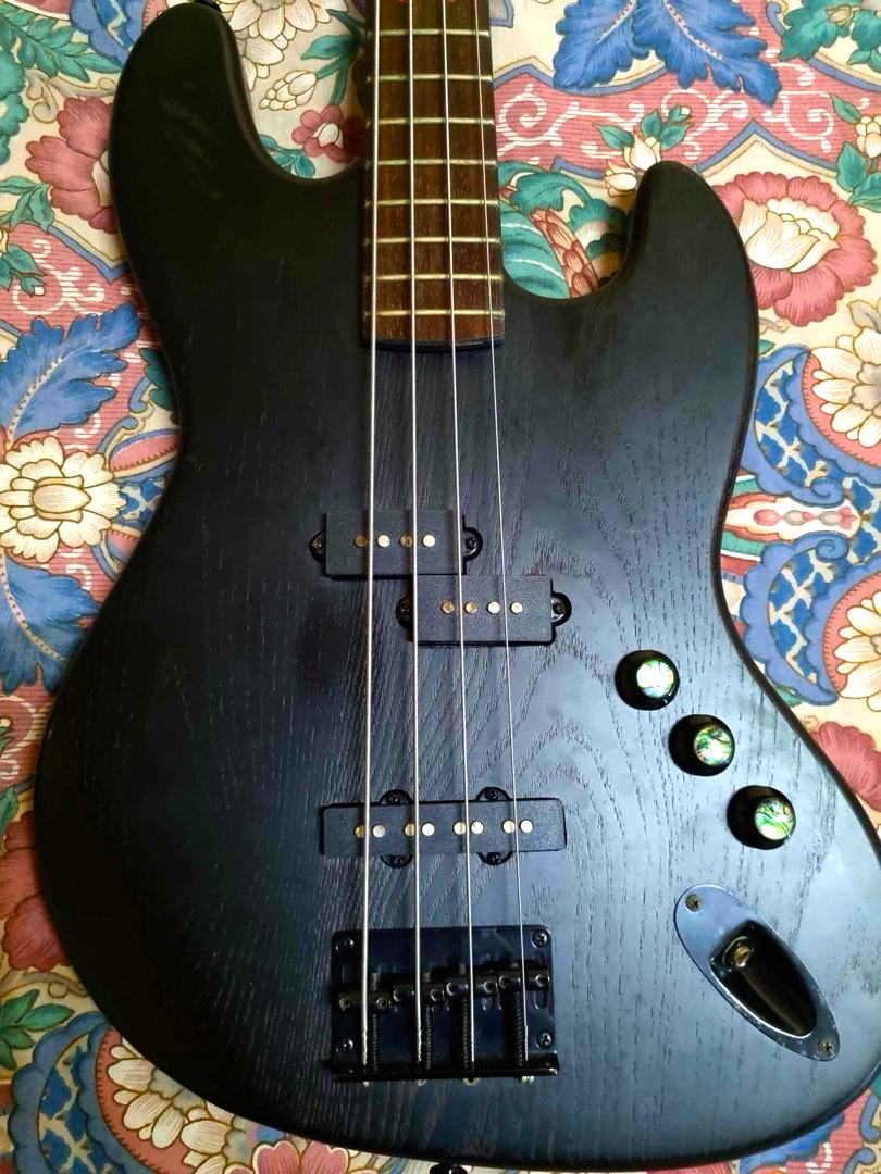 Sx pirate bass guitar hot sale