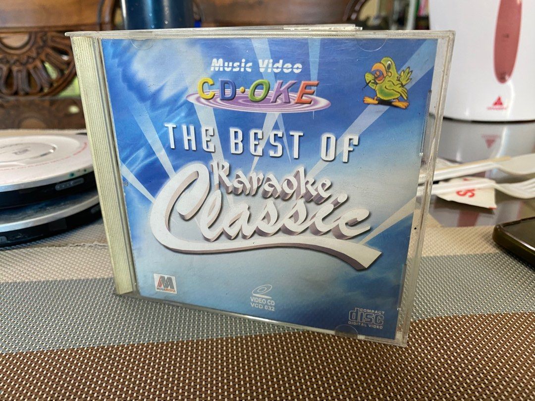 THE BEST OF KARAOKE CLASSIC MUSIC VIDEO CD OKE VCD - Hotel