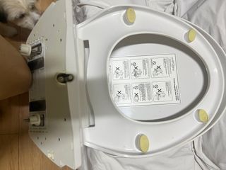 Toilet Seat Cover with built in bidet