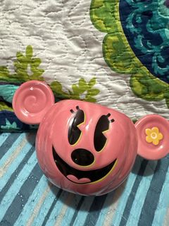 (Category: ) located in . Submitted by nikkikrph (Listing ID 1297751143, Image 1). Description: .