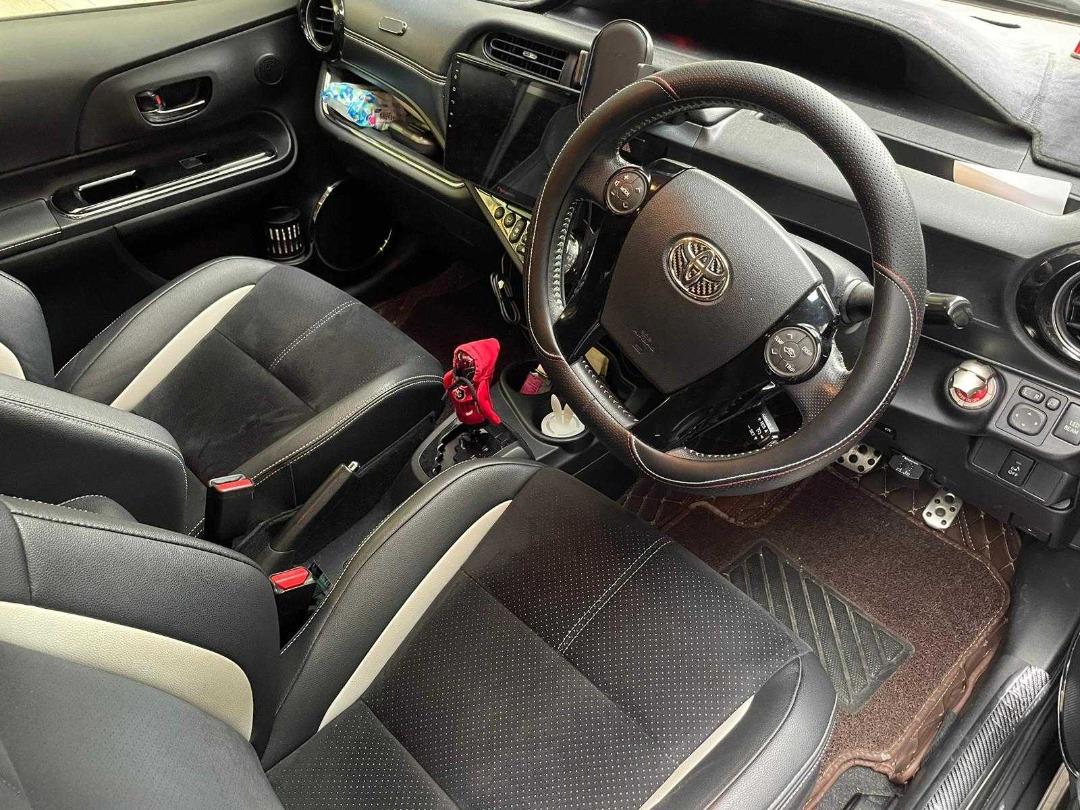 Toyota AQUA GS HYBRID Auto62863131479938114