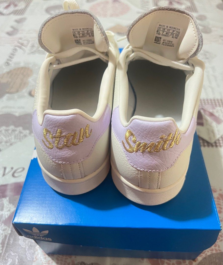 stan smith or air force 1