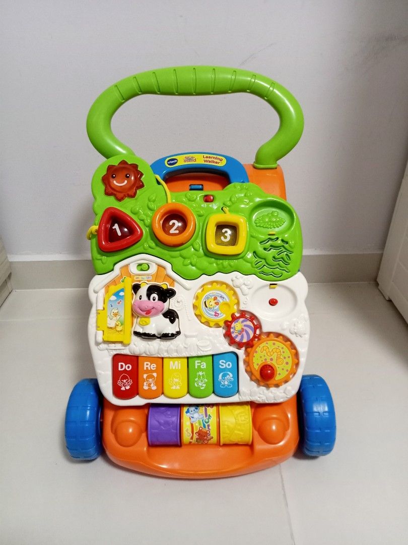 VTech Learning Walker (Category: Infant Playtime) located in Singapore. Submitted by babyfaithco-24488 (Listing ID 1297764709, Image 1). Description: There is a phone but inside my store room, will pass when dealing the item.