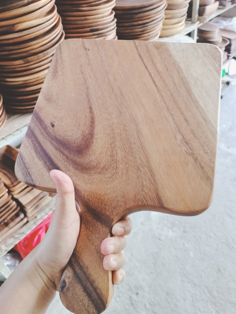 Wooden Acacia Chopping board (Category: Knives & Chopping Boards) located in San Fernando. Submitted by jaimeeyandoc (Listing ID 1297690173, Image 2). Description: Wooden Acacia Chopping board 1.5 thk x 9.5 inches width x 14 inches total length * Food grade * washable * non toxic Pm for details.