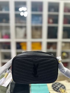 (Category: ) located in . Submitted by closetcompany (Listing ID 1297726645, Image 1). Description: .