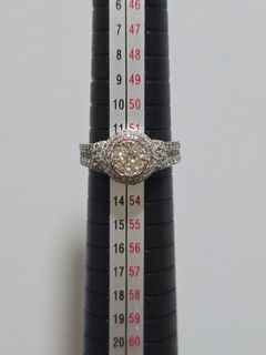 1ct Natural Diamonds 18k WG  Circle Illusion Ring size 6