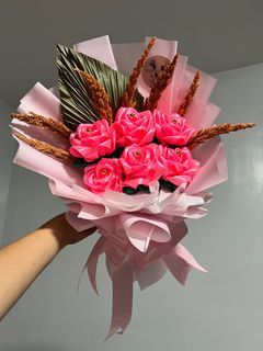 6pcs pink satin bouquet