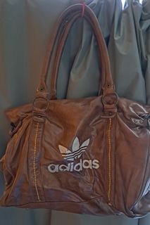 （分類：）位於 。 由 kenchilaw 提交（商品編號 1297891750，圖片 1）。簡介： 。