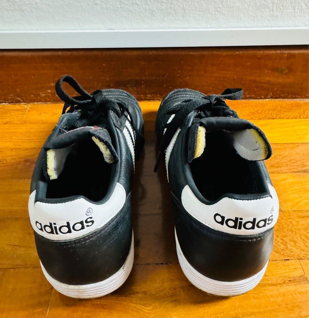 Adidas Copa Mundial kids football boots US size 6