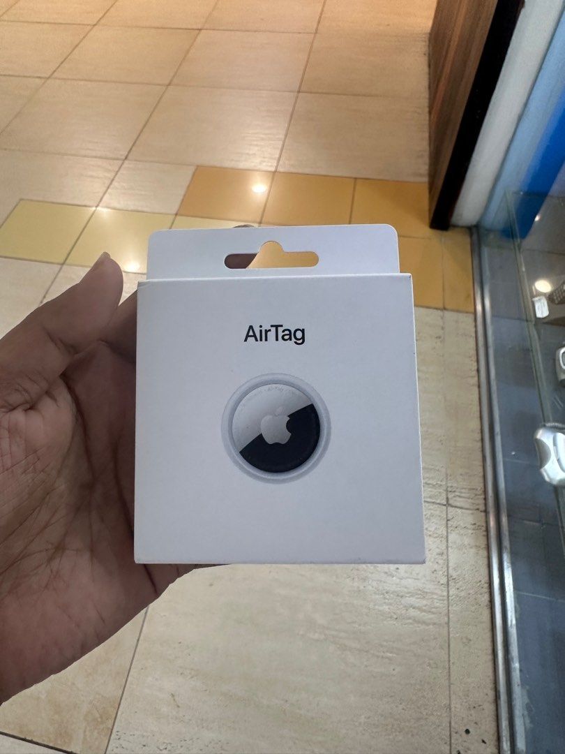 Air tag (Category: Other Accessories) located in San Juan City. Submitted by deanfranco52 (Listing ID 1297827357, Image 1). Description: Sealed Authentic 1 pc.