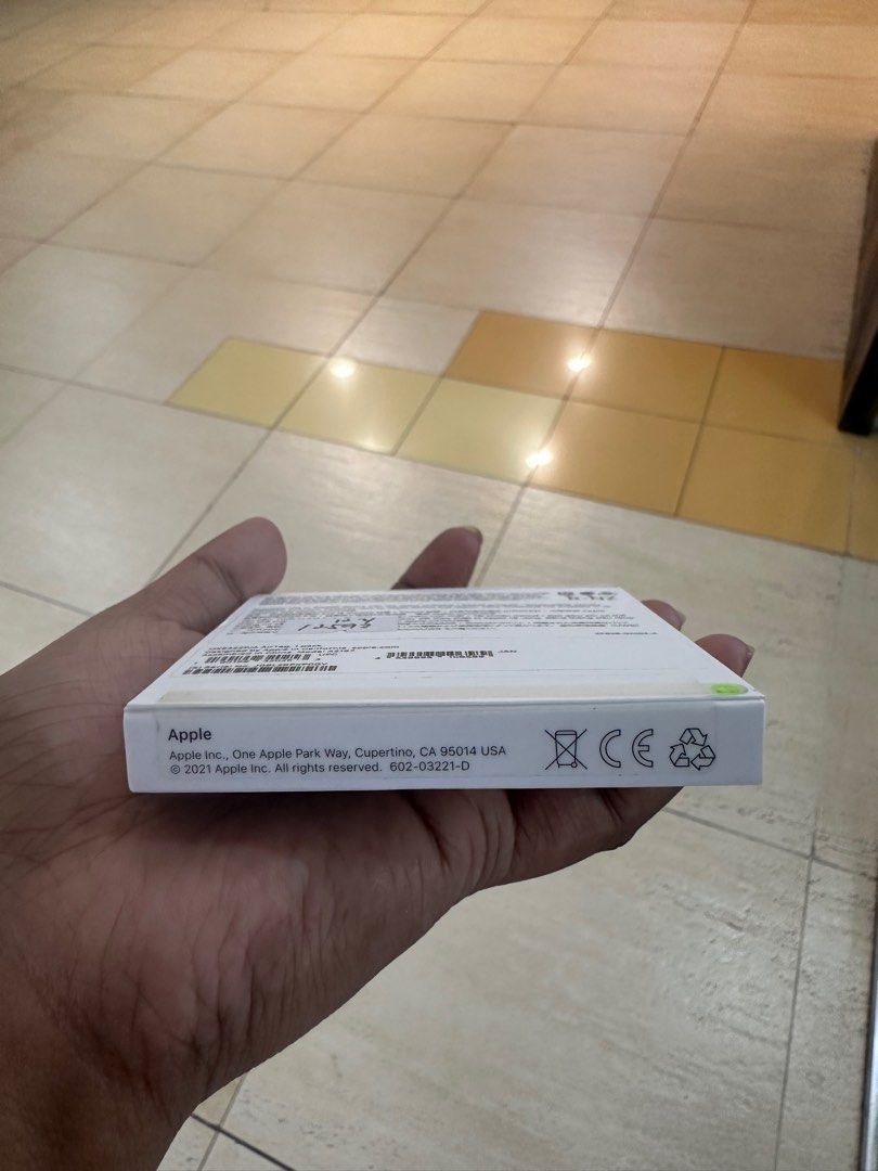 Air tag (Category: Other Accessories) located in San Juan City. Submitted by deanfranco52 (Listing ID 1297827357, Image 3). Description: Sealed Authentic 1 pc.