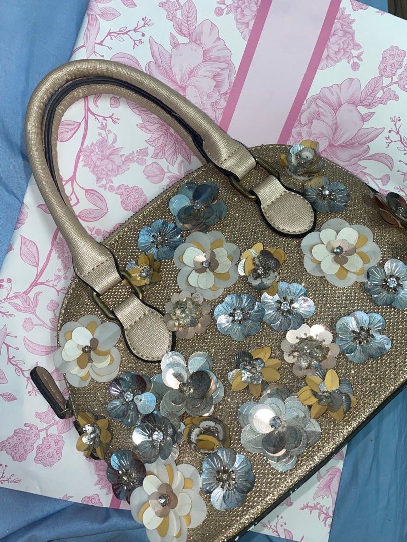 Aldo flower purse clearance