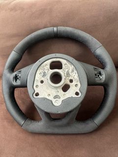 Audi flat button steering wheel