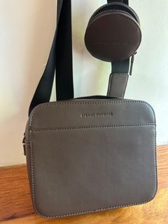 Straightforward Sling Bag (Brown) in Vegan Leather