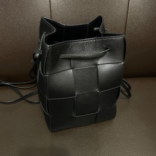 （分類：）位於 。 由 a.riel 提交（商品編號 1297874917，圖片 1）。簡介： 。