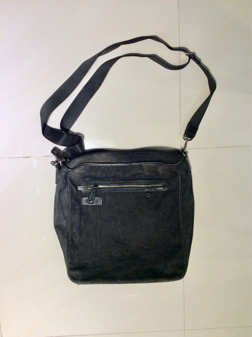 Chaps crossbody bag on sale