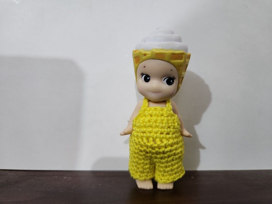 Crochet Sonny clothes (Category: Babies & Kids Fashion) located in Manila. Submitted by jingkybalt03584 (Listing ID 1297824856, Image 2). Description: I accept bulk orders of Sonny Angel clothes, and I also offer custom designs, just send me a message." jumper 100 each visit my IG yukimicrochet.