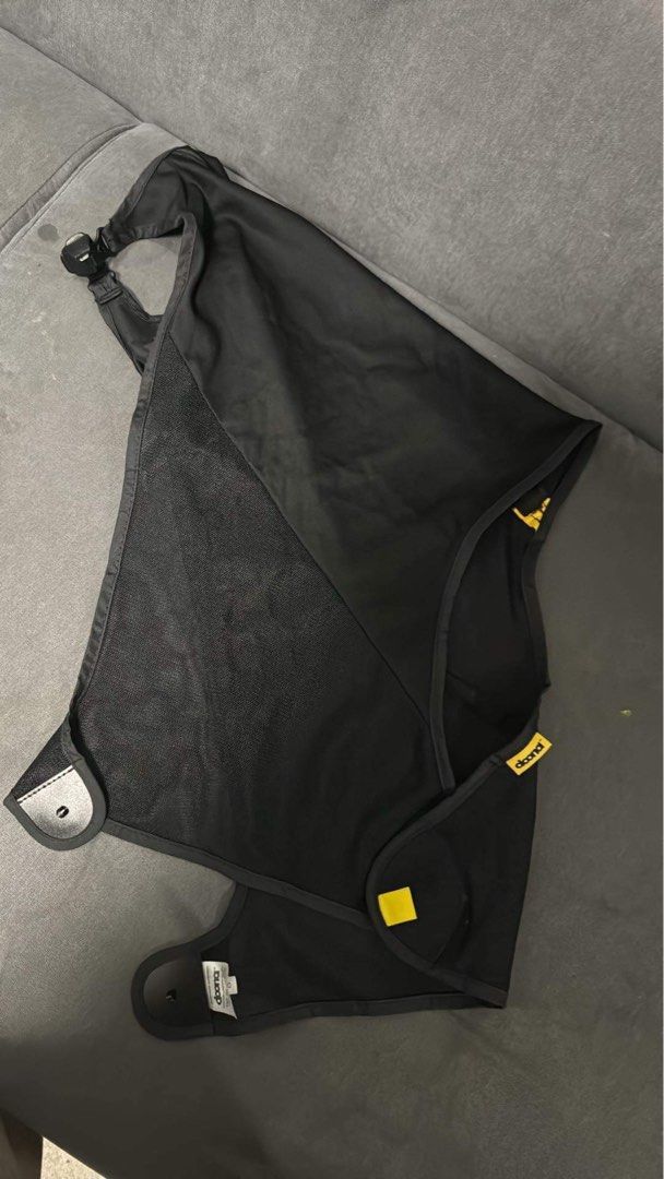 Doona Sunshade Extension (Category: Strollers) located in San Juan City. Submitted by patchvaleriano (Listing ID 1297818292, Image 1). Description: The Doona™ Sunshade Extension Like New Original Price: Php1,799 Color: Black 👶Sunlight protection 👶Increases shade over your baby and improves sunlight protection 👶Easy snap-on attachment 👶Easy to wash.