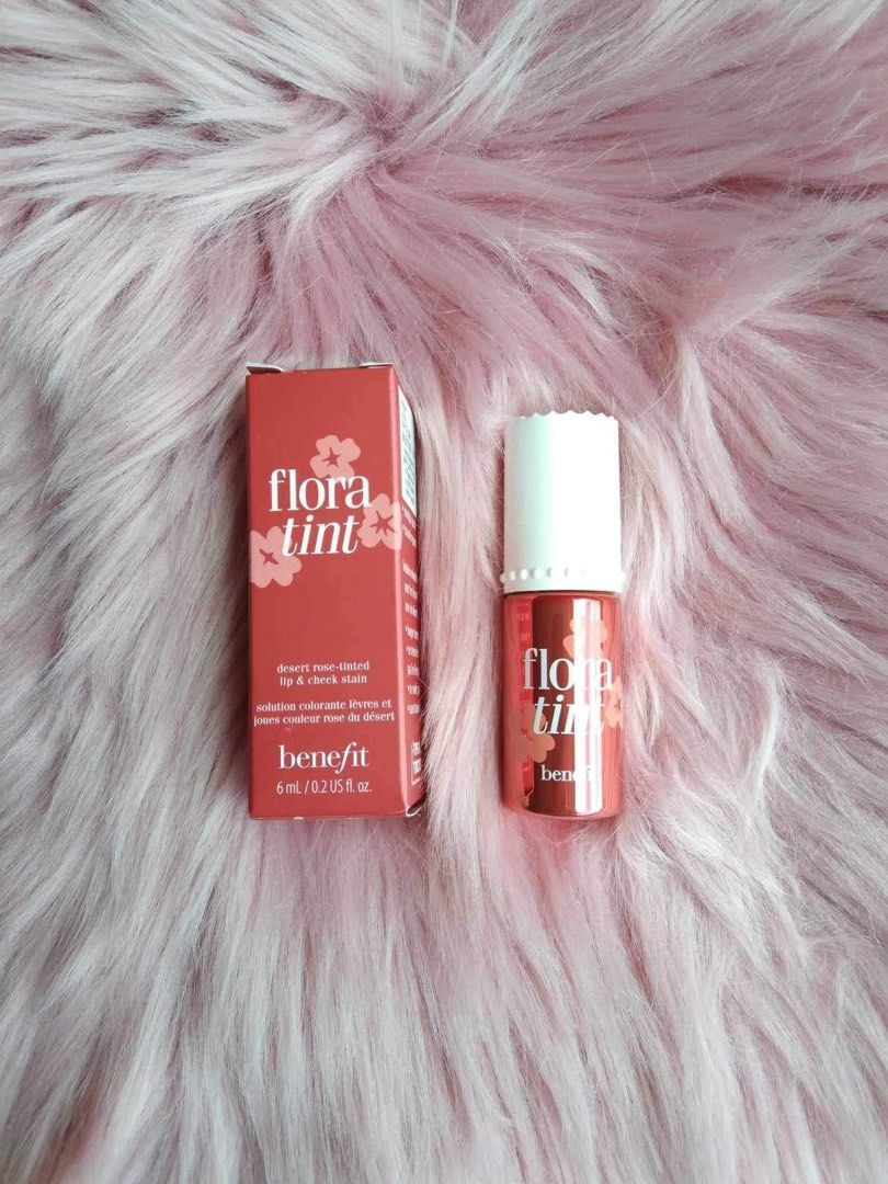 Flora Tint Lip & Cheek Stain 6 ml (Category: Makeup) located in Mandaue City. Submitted by wyatt_whatevers (Listing ID 1297907517, Image 1). Description: Size: 6 ml Expiry Date: 07/2026 A luscious romantic dessert-rose shade tinted lip and cheek stain that long wearing and non-drying to your skin Authentic Brand New Unopened.