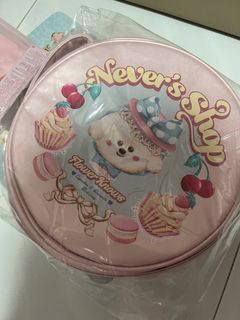 (Category: ) located in . Submitted by arianators (Listing ID 1297923418, Image 1). Description: .