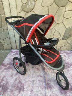Graco Fast Action Jogger Stroller
