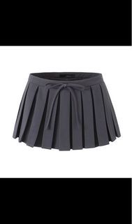 [High Quality 👌🏼] Gray Pleated Mini Skirt with shorts inside