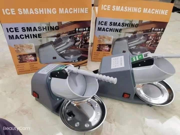 Ice Crusher (Plastic Handle) (Category: Juicers, Blenders & Grinders) located in Manila. Submitted by tindahanniatelizcehl (Listing ID 1297820807, Image 1). Description: .