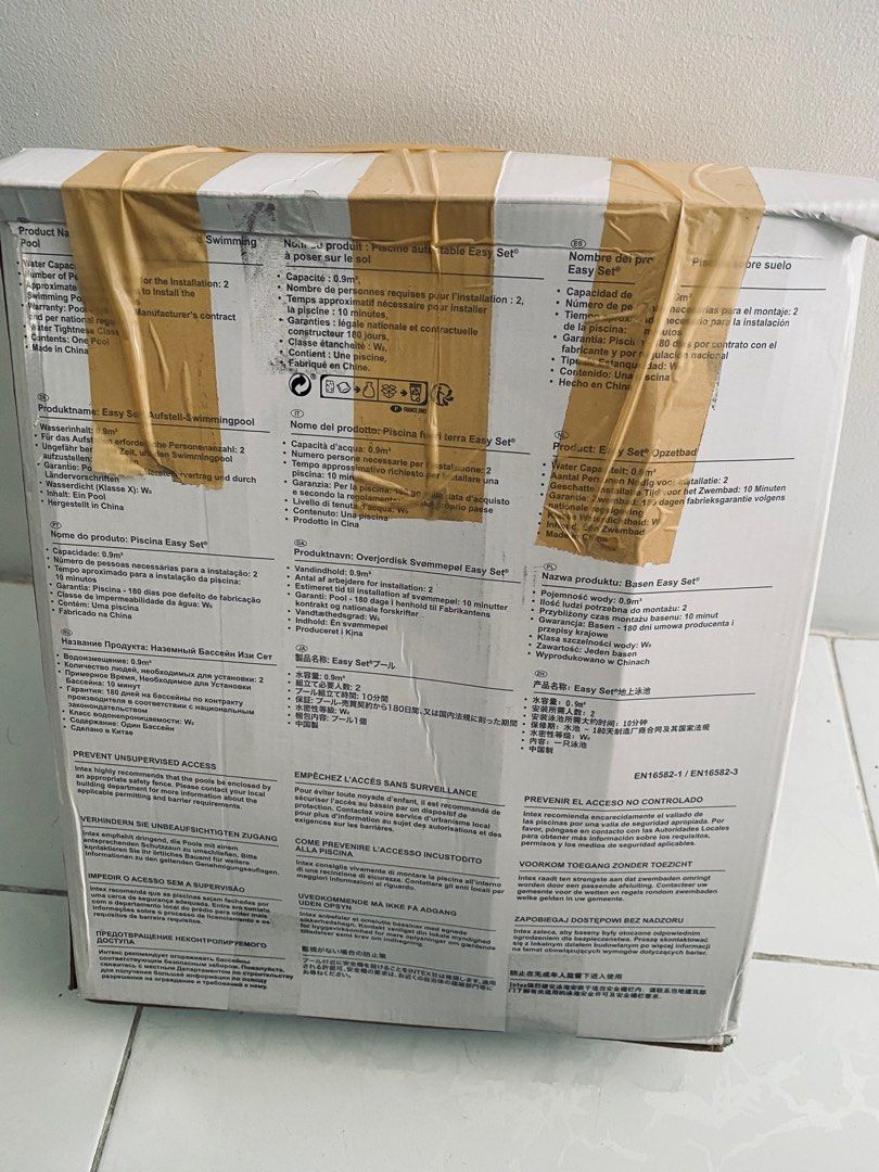 Inflatable swimming pool blue (1.83M x 51 cm) (Category: Water Sports) located in Quezon City. Submitted by flatfootedmd (Listing ID 1297954214, Image 2). Description: Only used once. Can hold 232 gallons of water 16 inches height. No damage. Price negotiable Reason for selling - cleaning space.