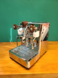 （分類：）位於 。 由 milton9492o499 提交（商品編號 1297920287，圖片 1）。簡介： 。
