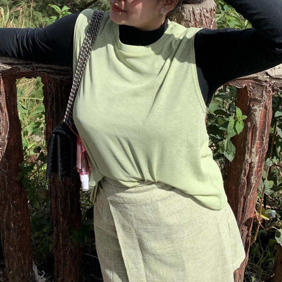 Light Green Coordinates Skort Palda Short Sleeveless Top (Category: Sets or Coordinates) located in Cabanatuan. Submitted by asdfghjsbt_ (Listing ID 1297926550, Image 3). Description: Size M 📍 cabanatuan city, n.e. mop: gcash mod: direct j&t.