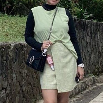 Light Green Coordinates Skort Palda Short Sleeveless Top (Category: Sets or Coordinates) located in Cabanatuan. Submitted by asdfghjsbt_ (Listing ID 1297926550, Image 1). Description: Size M 📍 cabanatuan city, n.e. mop: gcash mod: direct j&t.