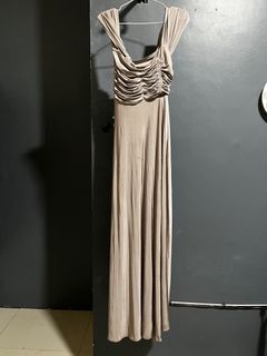 Long Silk Body-Hugging Gown/Evening Dress