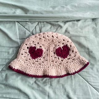 (Category: ) located in . Submitted by flertysage (Listing ID 1297851860, Image 1). Description: .