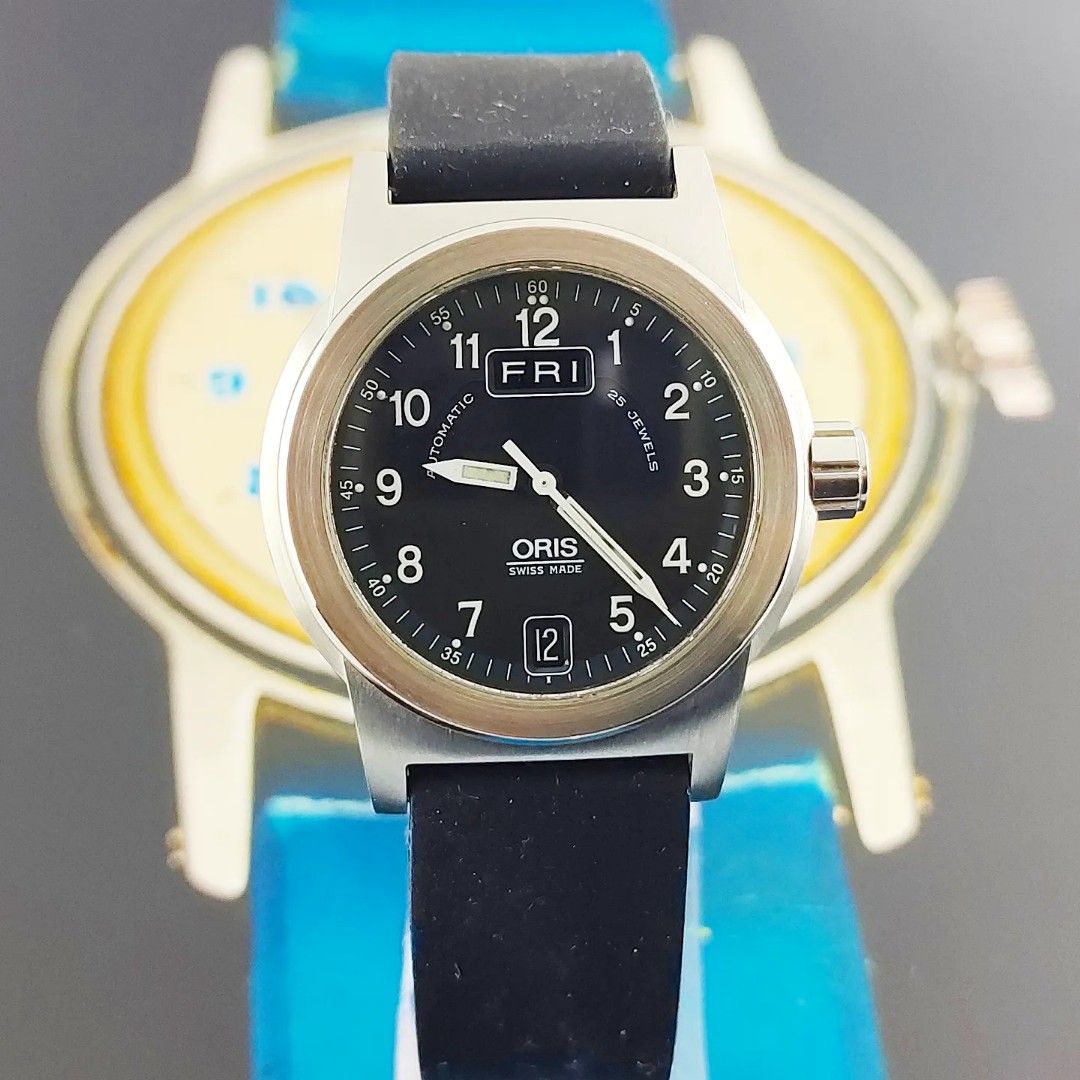 Oris Big Crown 35mm (Category: Men's Watches) located in Manila. Submitted by ab.authentic.collection (Listing ID 1297936392, Image 1). Description: Available for Sale Oris Big Crown 35mm - Ref. 7501 - 35mm x 42mm from lugs to lugs - Automatic; Keeps good time - AM Rubberstrap fitted, buckle unsigned - With free travel leather pouch included - Unit only Open for Meetups (Sure buyer) Price: 29,000.