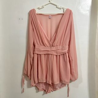 (M) Pink long sleeves jumpsuit fairy coquette romper medium RARE