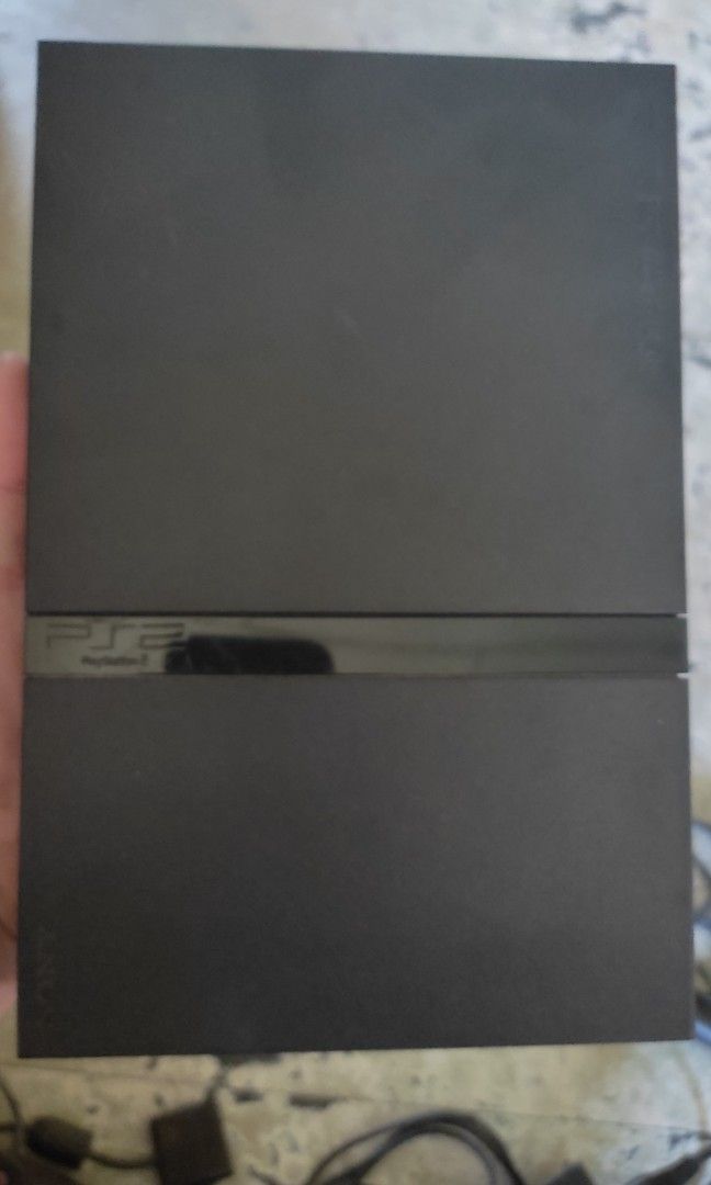 Playstation 2 (Category: PlayStation) located in Caloocan City. Submitted by spikestampede (Listing ID 1297940923, Image 2). Description: Playstation 2 in excellent working condition. includes: - AV cable - Power cable - 1 controller - never been opened for repair. interested buyer message lang po. can do meetup around valenzuela/caloocan area.