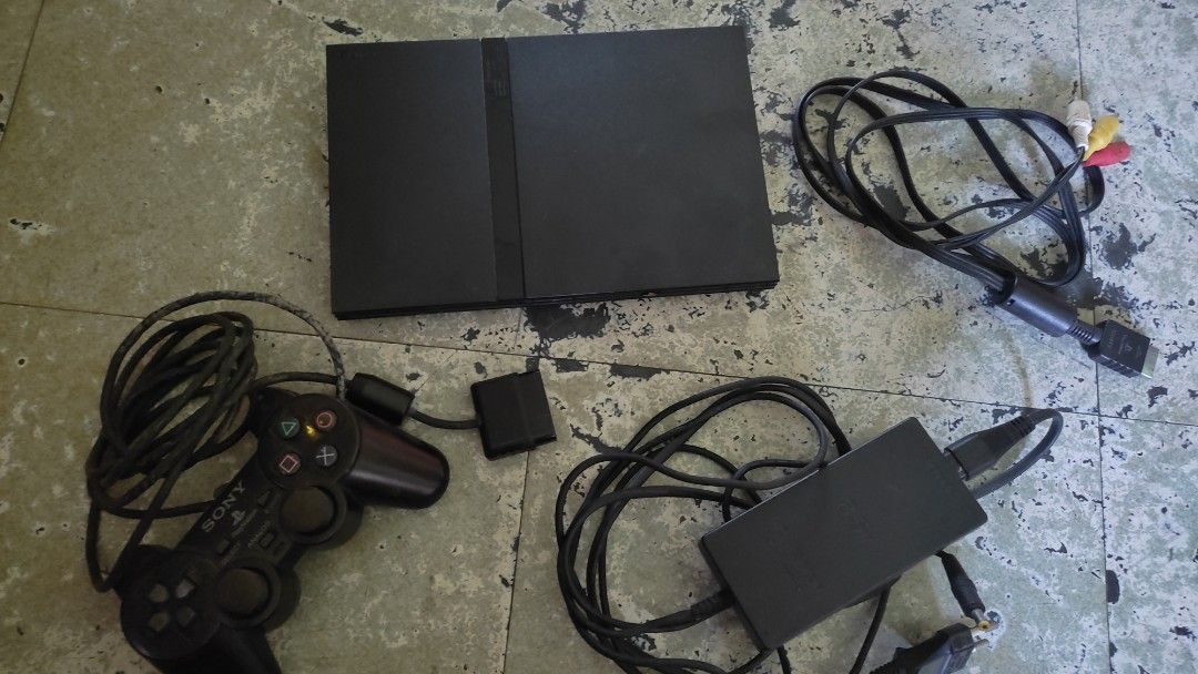 Playstation 2 (Category: PlayStation) located in Caloocan City. Submitted by spikestampede (Listing ID 1297940923, Image 1). Description: Playstation 2 in excellent working condition. includes: - AV cable - Power cable - 1 controller - never been opened for repair. interested buyer message lang po. can do meetup around valenzuela/caloocan area.