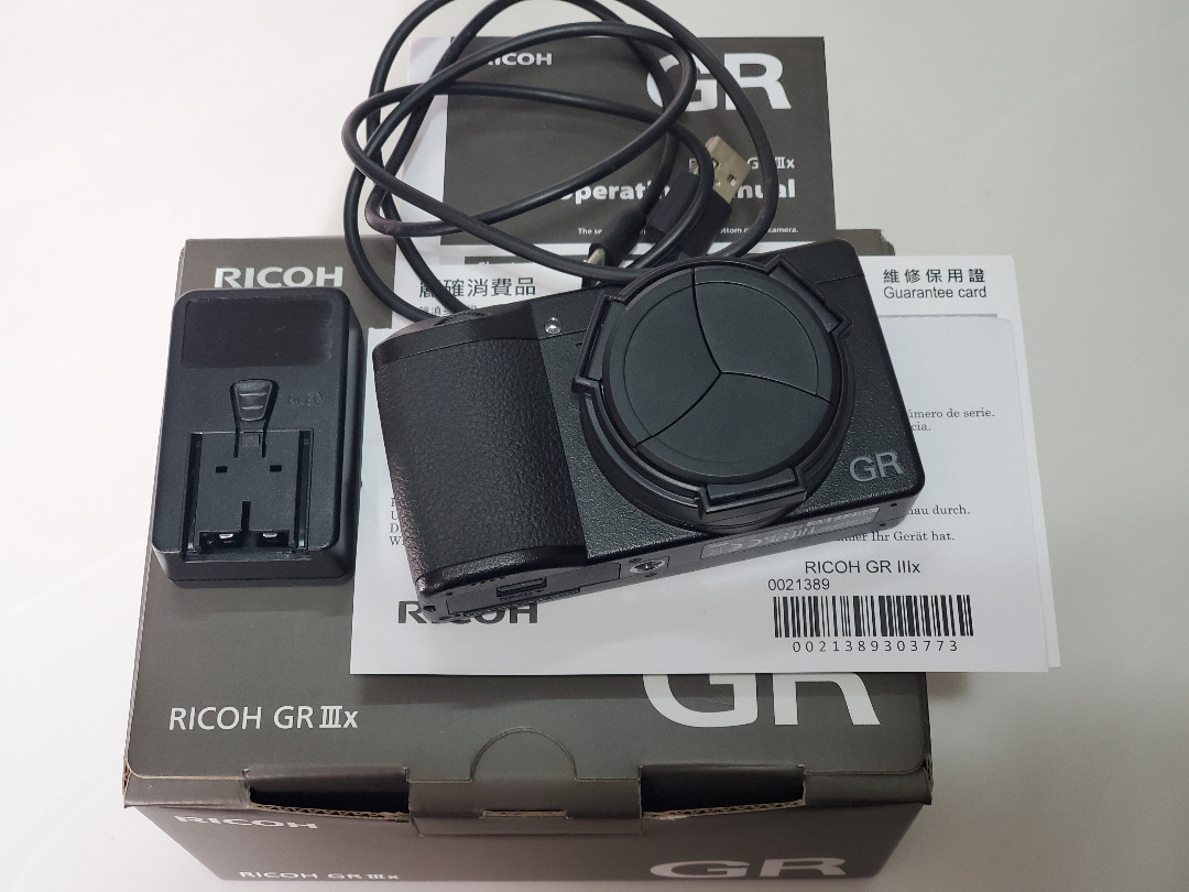 RICOH GR IIIx, GR3x, GRIIIx, 40mm, APSC sensor, 細過Fujifilm X100V 