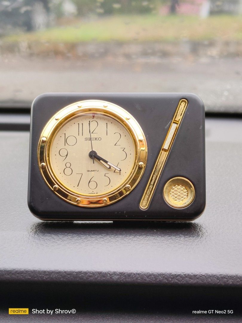 Vintage seiko quartz travel alarm clock best sale